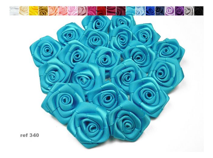 Sachet de 10 roses satin de 3 cm de diametre turquoise 340