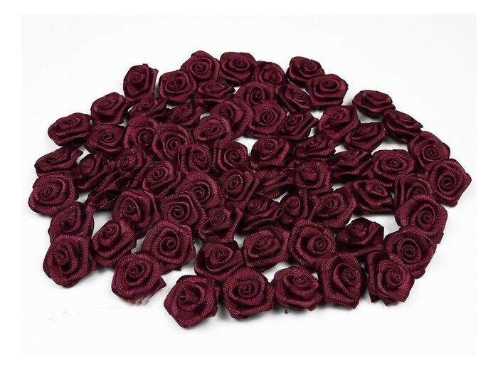 Sachet de 20 petites rose en satin 15 mm BORDEAUX FONCE 275