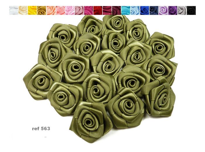 Sachet de 10 roses satin de 3 cm de diametre vert olive 563