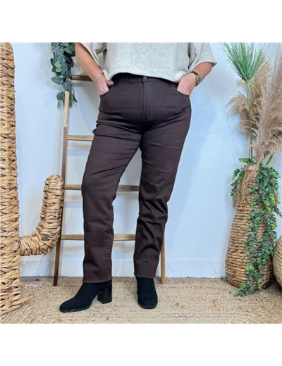 O633- Jean Slim Voggo T42-T50 (marron)