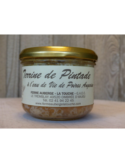 Terrine de pintade à l'eau de vie de poires Angevine (190g)