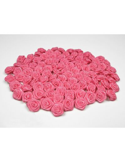 Sachet de 20 petites rose en satin 15 mm ROSE FLASH 156