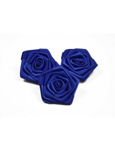 Sachet de 3 roses satin de 6 cm de diametre bleu roi 352