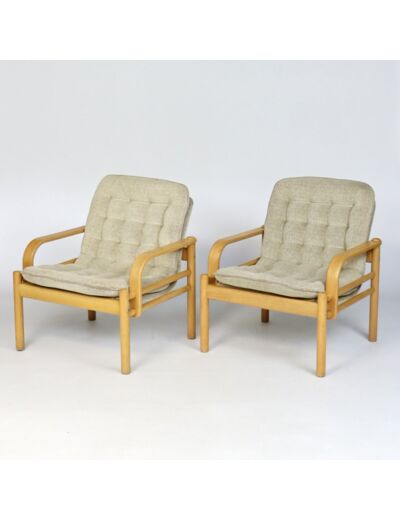 Paire de fauteuils en bois années 70