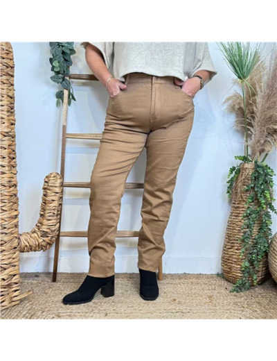 O663- Jean Slim Voggo T42-T50 (camel)