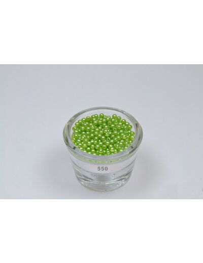 Sachet de 200 petites perles en plastique 4 mm de diametre vert 550