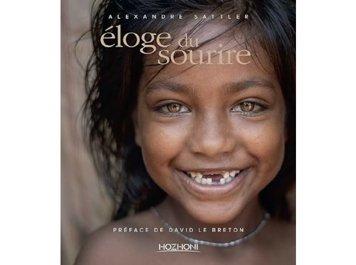 ELOGE DU SOURIRE