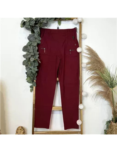 T545- Pantalon confort zips (T38-T52) (bordeaux)